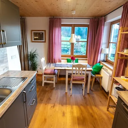 Haus Heufelder Apartament